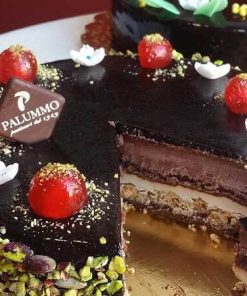 Alternative view of Torta Sette veli al cioccolato nero